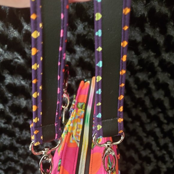 Pink/Black Painted Roses Handbag - Picture 6 of 11